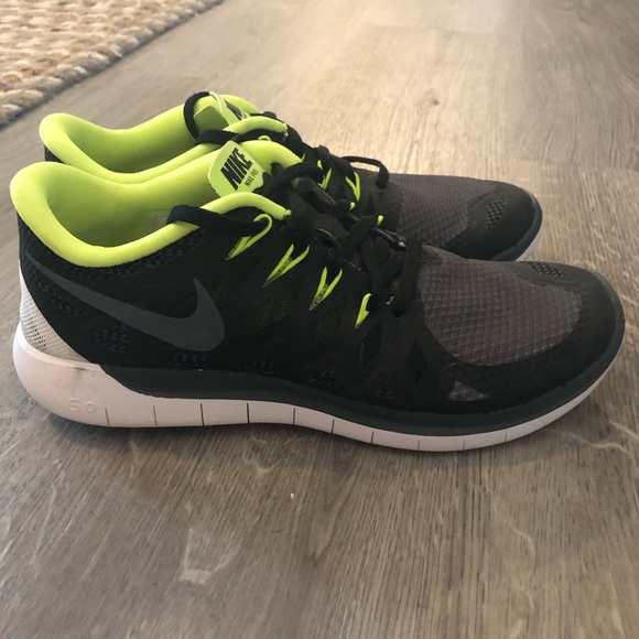 NEW Nike Free 5.0 Custom Black Gray Volt 7.5 NWT nike free custom